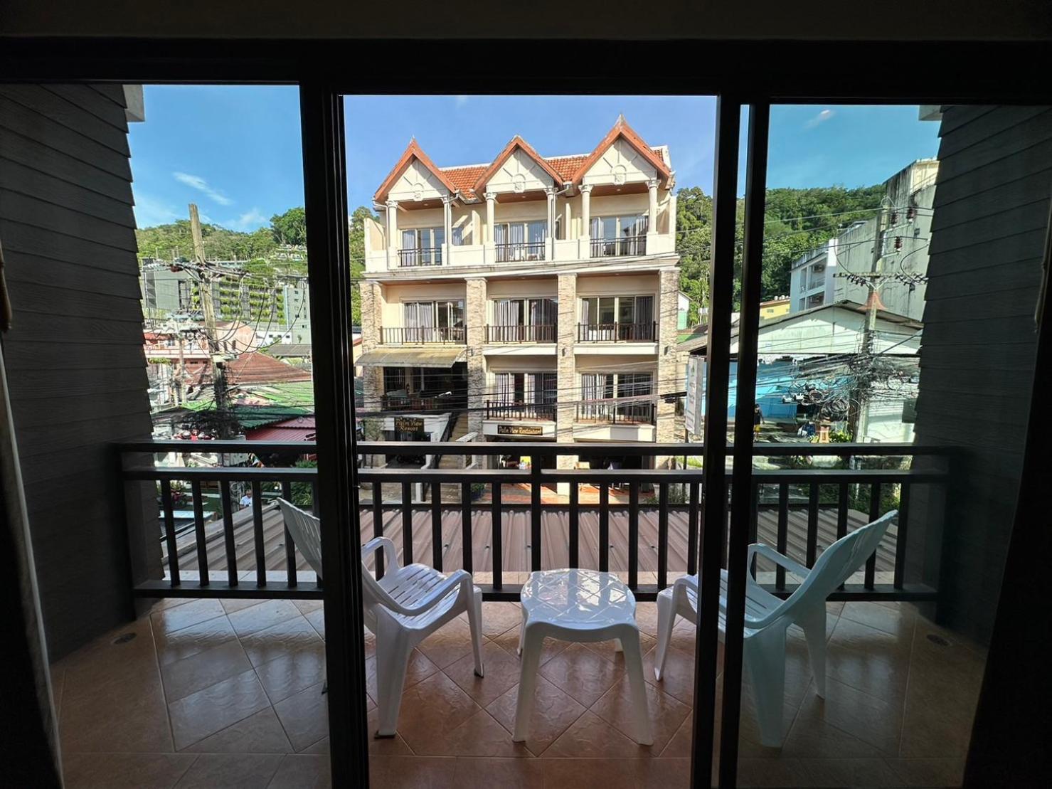 Hotel Baan Kingkeaw Thamdee Patong Exterior foto