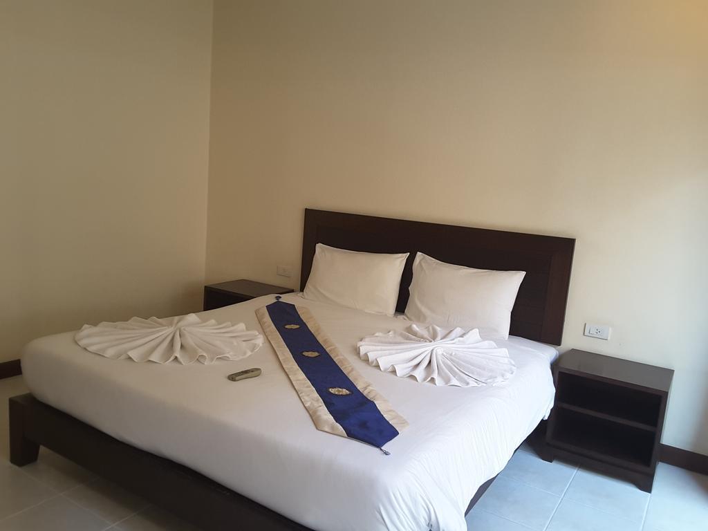 Hotel Baan Kingkeaw Thamdee Patong Exterior foto