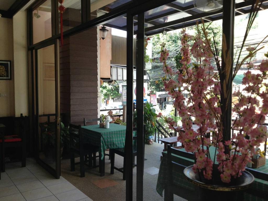 Hotel Baan Kingkeaw Thamdee Patong Exterior foto